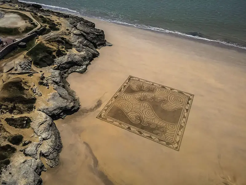 Giant Sand Drawings by Jben