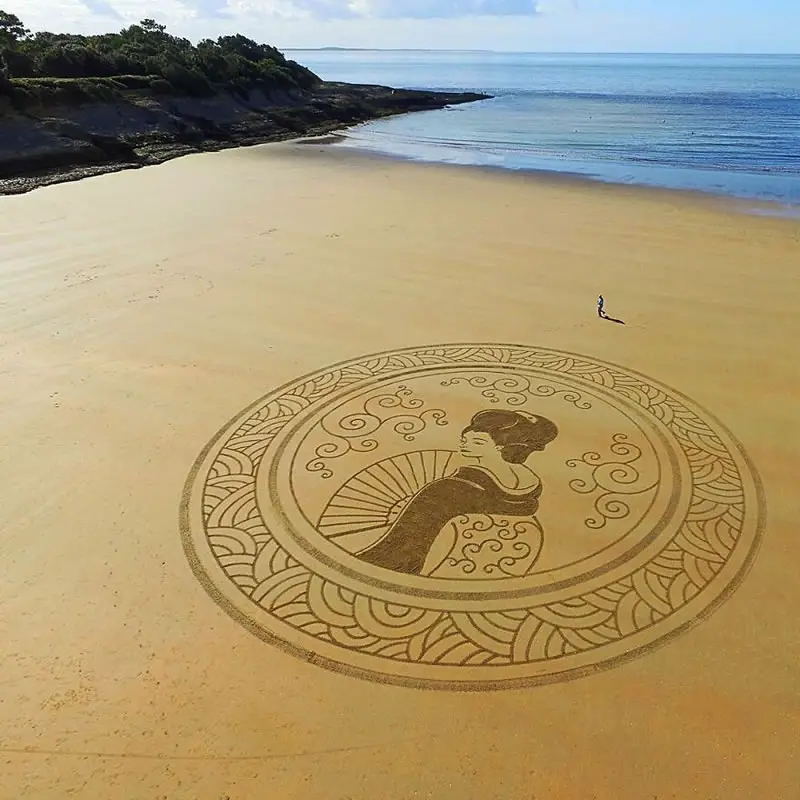 Giant Sand Drawings by Jben