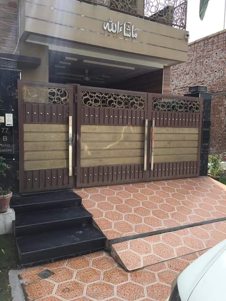 30 Modern Style Front Gate Ideas for Your Home